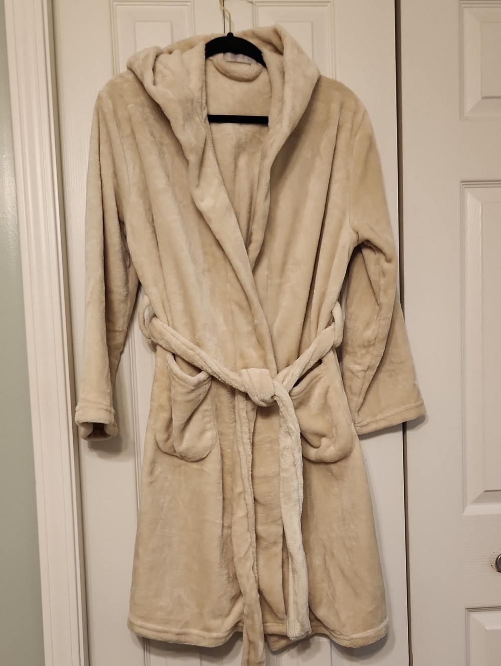 Summer & Rose Plush Hooded Fleece Robe XS/S/M